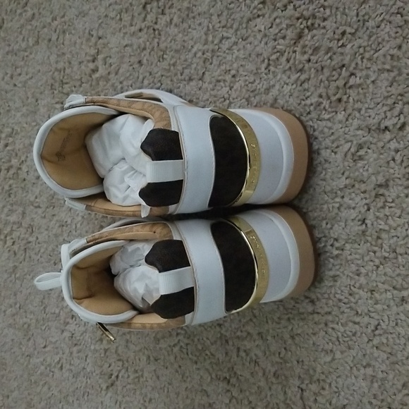 New without tags Michael Kors snickers - Picture 5 of 5